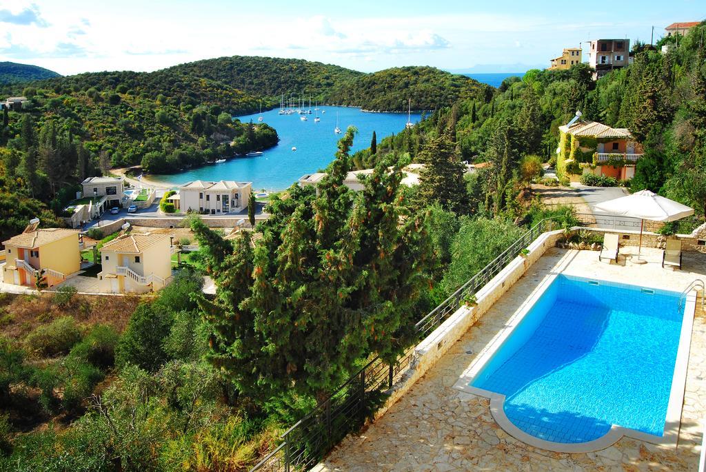Niriides Luxury Apartments Syvota Exterior foto