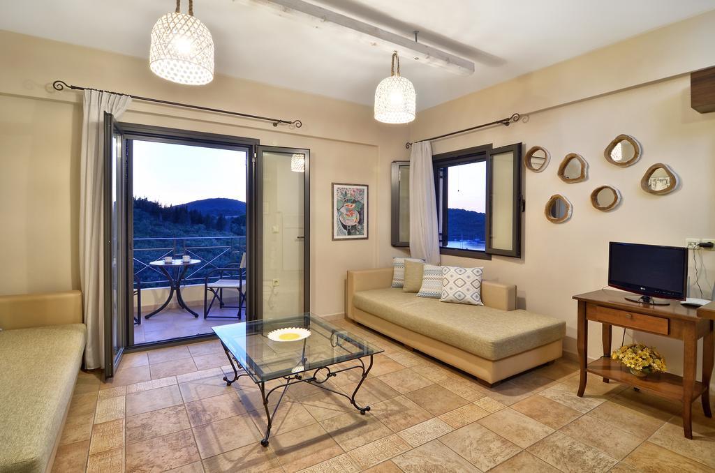 Niriides Luxury Apartments Syvota Exterior foto